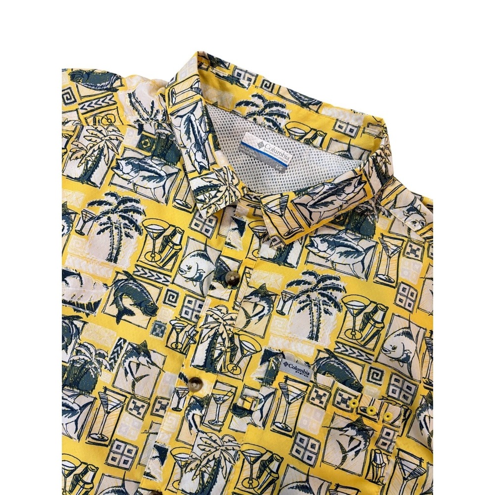 COLUMBIA Sportswear Button Up Shirt Mens Large Yellow Fishing‎ Tiki Short Sleeve